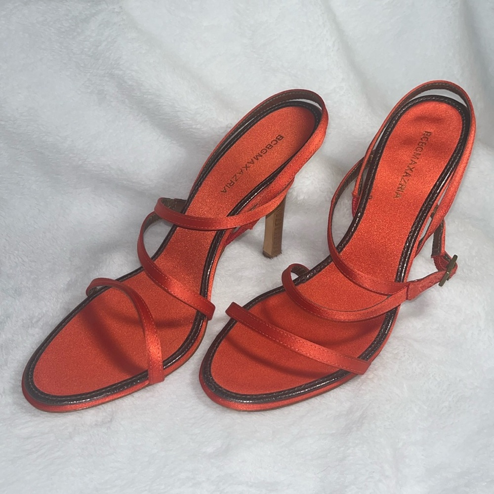 BCBGMAXAZIRA Mascula red satin heels